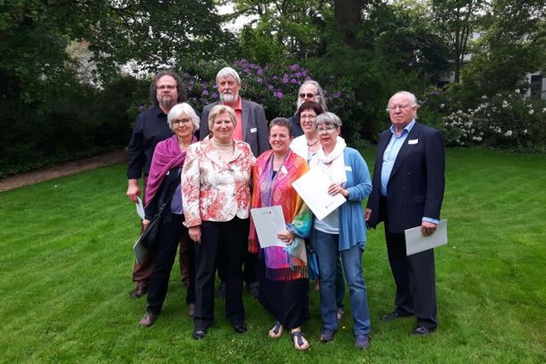 v.l.n.r.: Michael Quendler, Charlotte Weber, Sozialministerin Cornelia Rundt, Volker Stichnoth, Janka Eckhardt, Dirk Weigel, Ute Augat, Dagmar Thomas, Jörg Beckmann