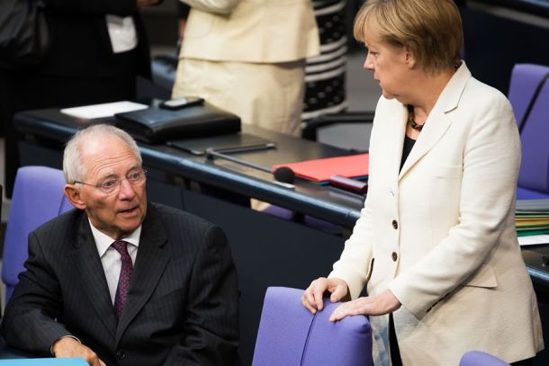 Wolfgang Schäuble und Angela Merkel im Deutschen Bundestag