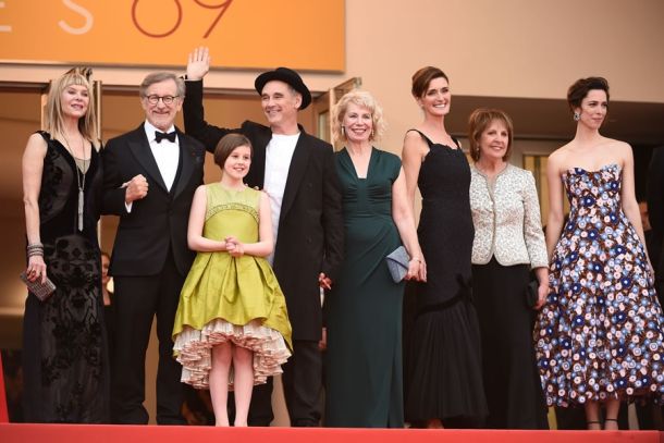 Kate Capshaw, Steven Spielberg, Ruby Barnhill, Mark Rylance, Claire van Kampen, Lucy Dahl, Penelope Wilton und Rebecca Hall